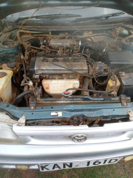 Toyota Corolla • 1999 • 300,254 km 1