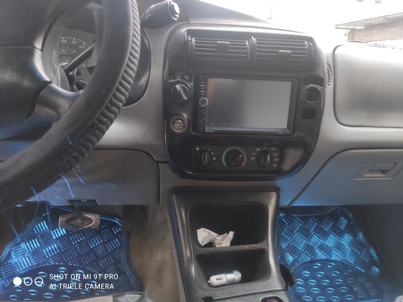 Ford Explorer • 1998 • 403,000 km 3