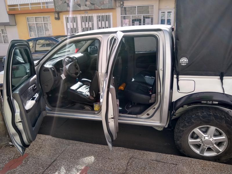 Chevrolet Luv • 2007 • 198,000 km 4