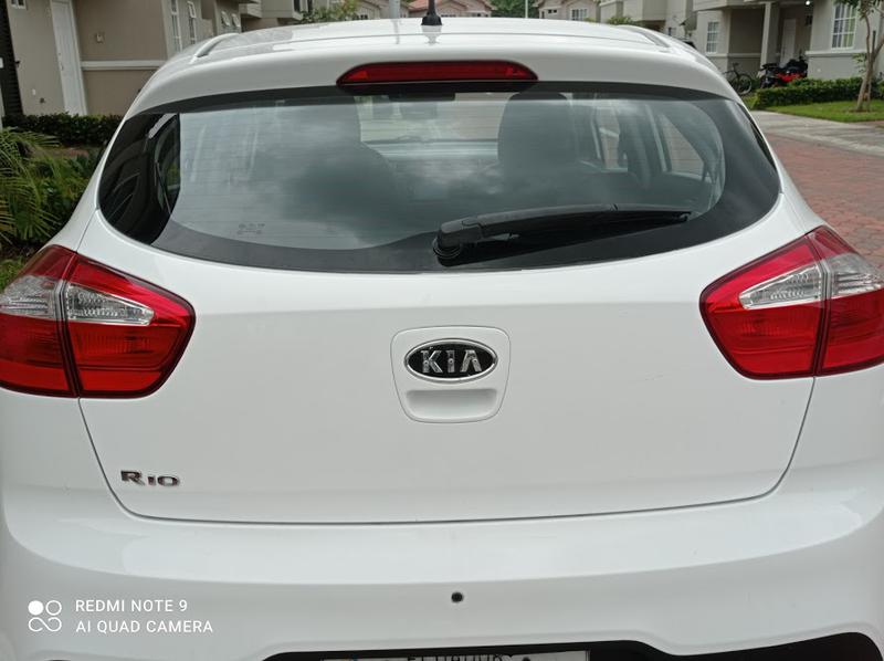Kia Rio • 2012 • 136,000 km 4
