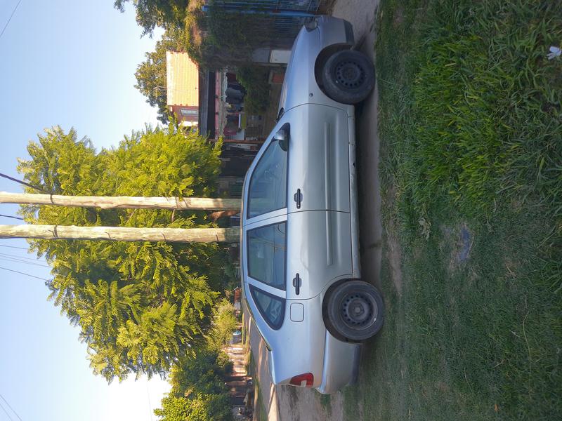 Volkswagen Polo • 2006 • 180,000 km 8