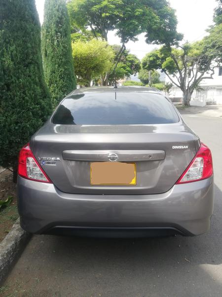 Nissan Versa • 2021 • 49 km 9