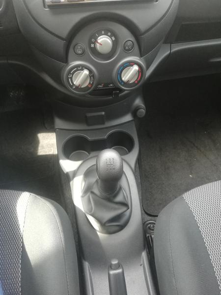 Nissan Versa • 2021 • 49 km 8