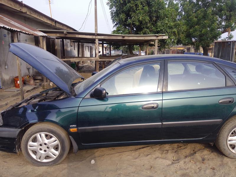 Toyota Avensis • 2002 • 145,624 km 2