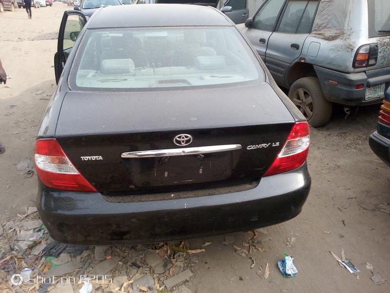 Toyota  • 2006 • 100 km 5