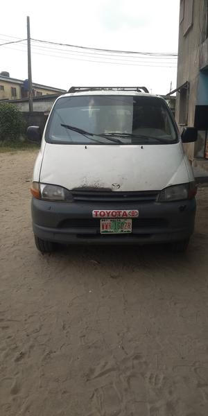 Toyota Hiace Van • 1999 • 29,734 km 7