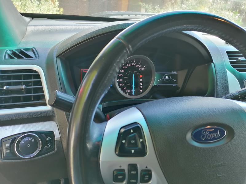 Ford Explorer • 2011 • 129,354 km 7