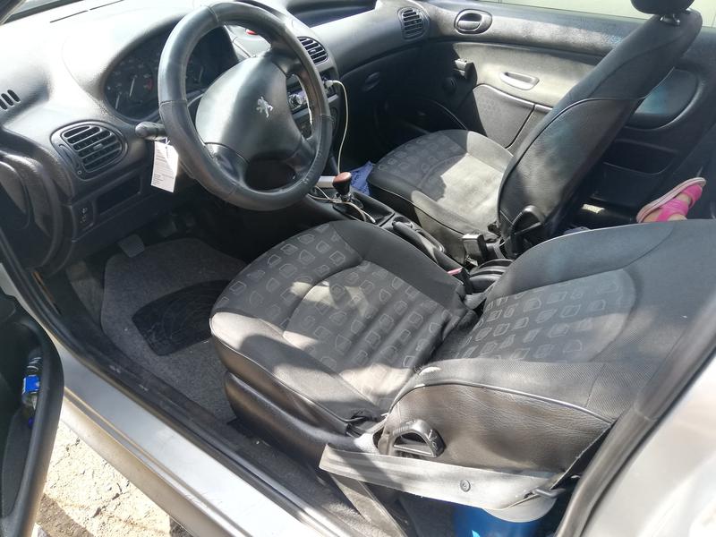 Peugeot 206 • 2006 • 155,000 km 1