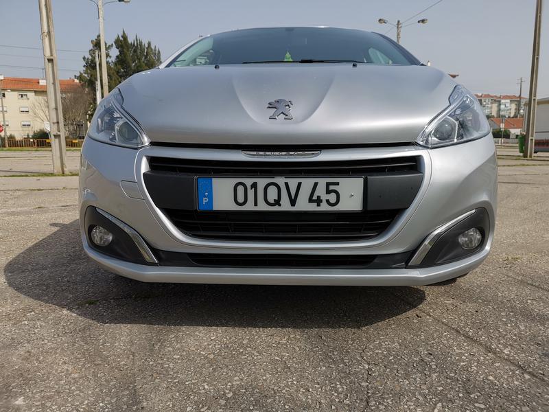 Peugeot 206 • 2016 • 237,000 km 2