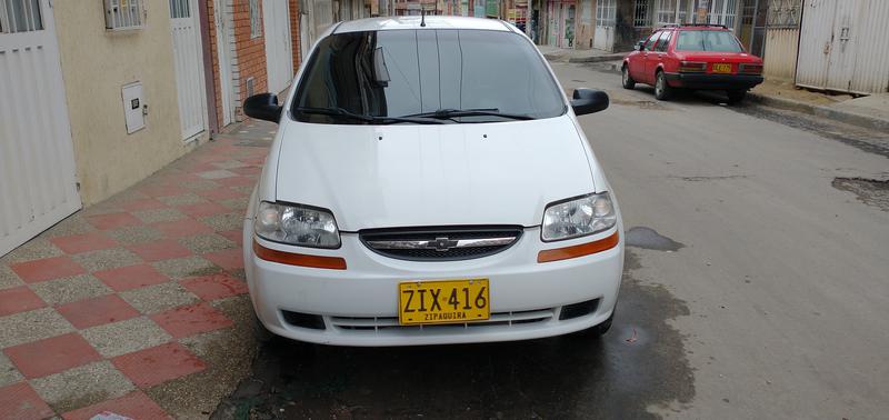 Chevrolet 1500 • 2012 • 98,000 km 1