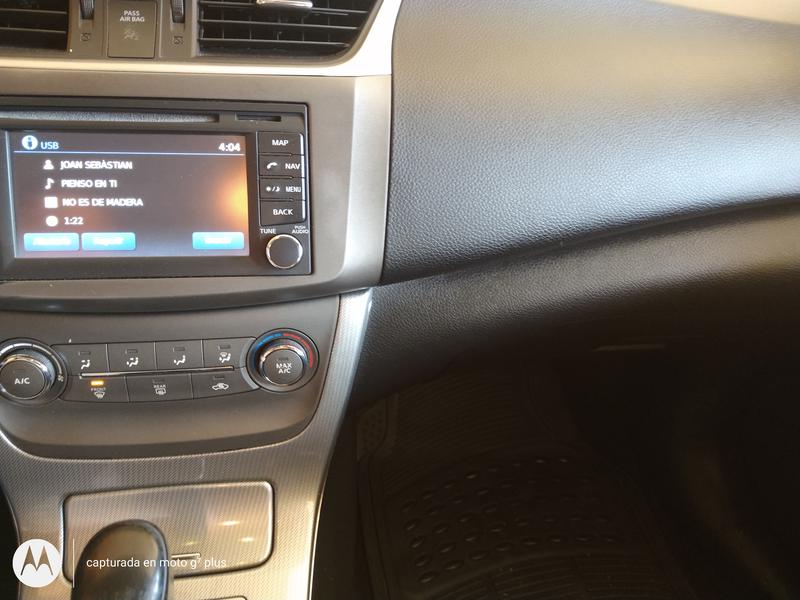 Nissan Sentra • 2013 • 109,386 km 5