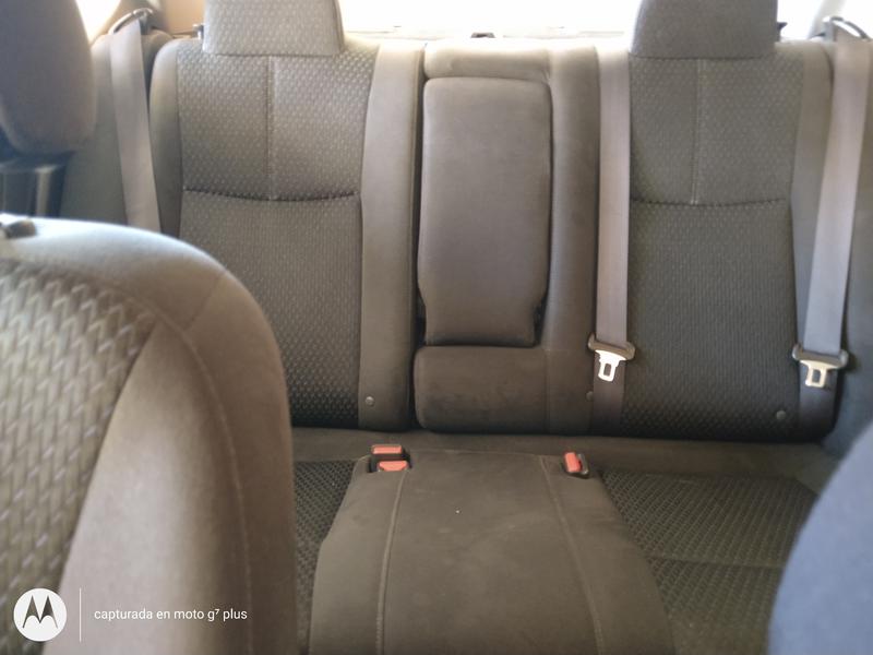 Nissan Sentra • 2013 • 109,386 km 3