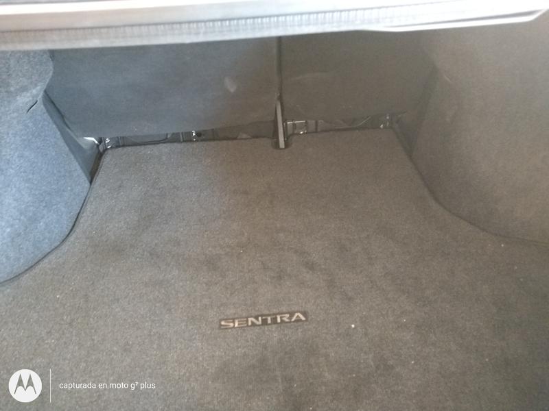 Nissan Sentra • 2013 • 109,386 km 9