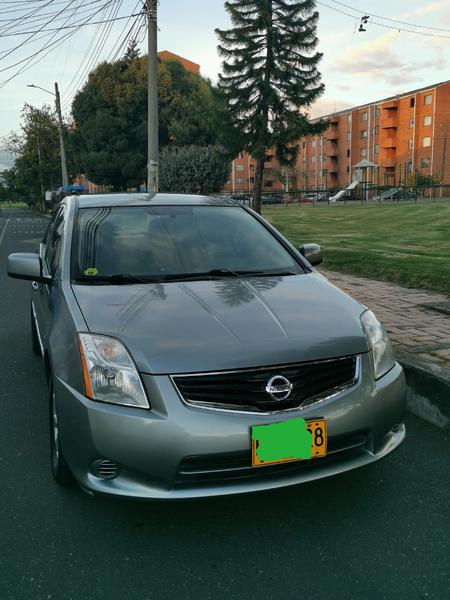Nissan Sentra 2.0 • 2013 • 114,000 km 10