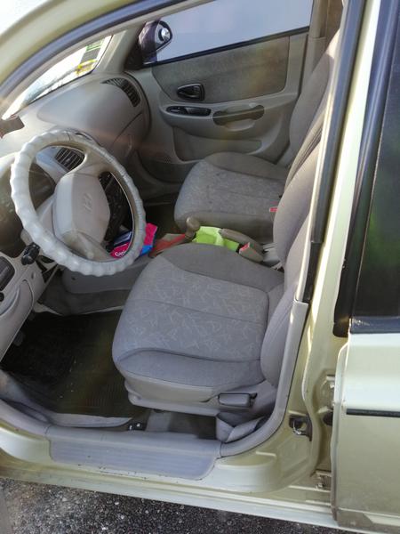 Hyundai Accent • 2000 • 188,000 km 1