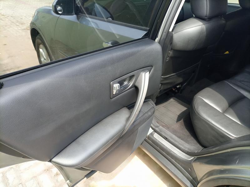 Infiniti FX • 2006 • 185,000 km 7