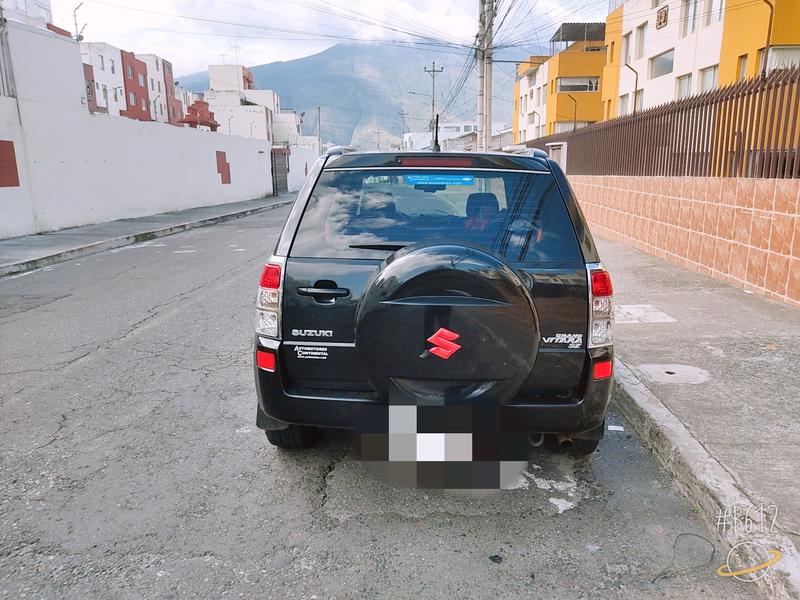 Chevrolet 1500 • 2011 • 62,000 km 4