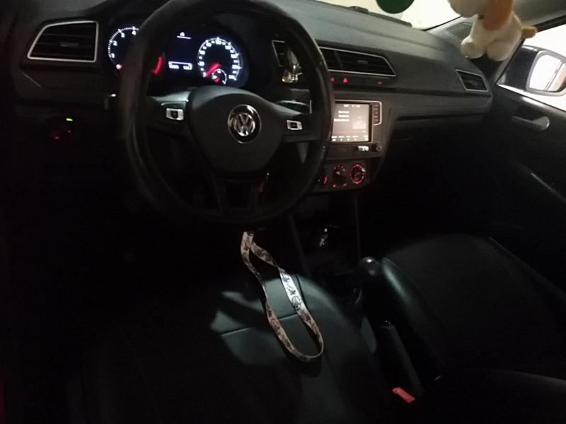 Volkswagen Gol • 2017 • 13,800 km 15