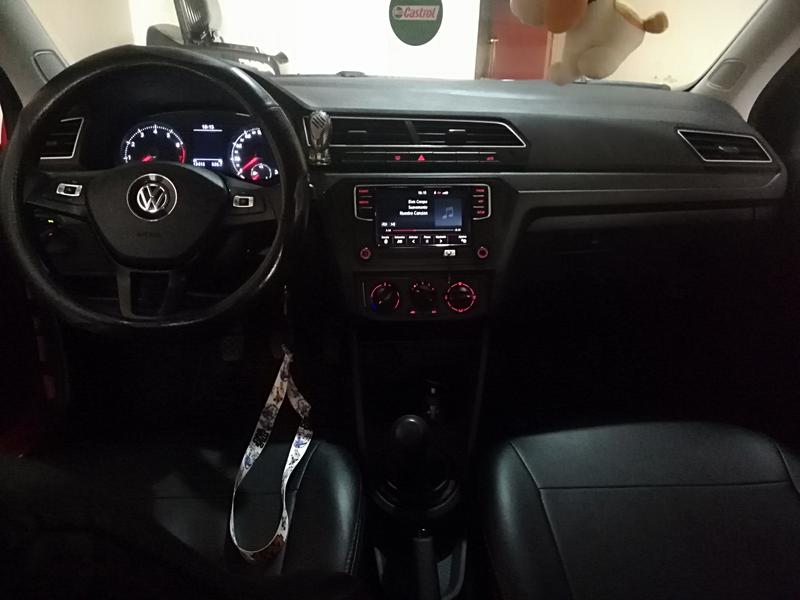 Volkswagen Gol • 2017 • 13,800 km 7