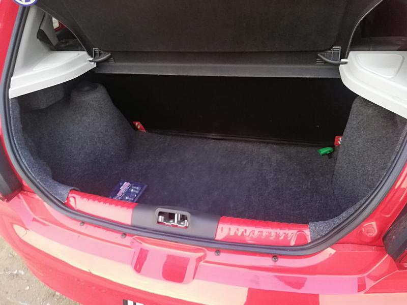 Volkswagen Gol • 2017 • 13,800 km 24