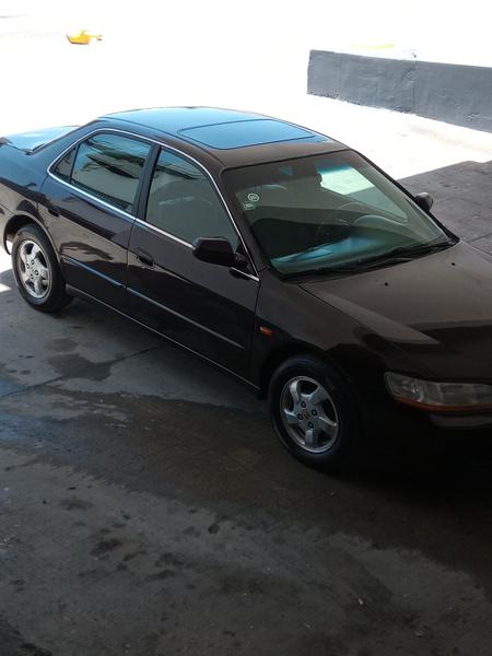 Honda Accord • 1998 • 150,000 km 6