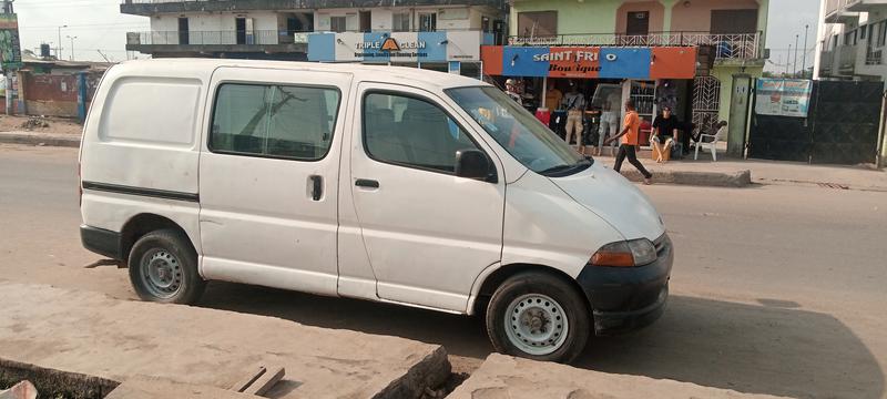 Toyota Hiace • 1997 • 150,000 km 6
