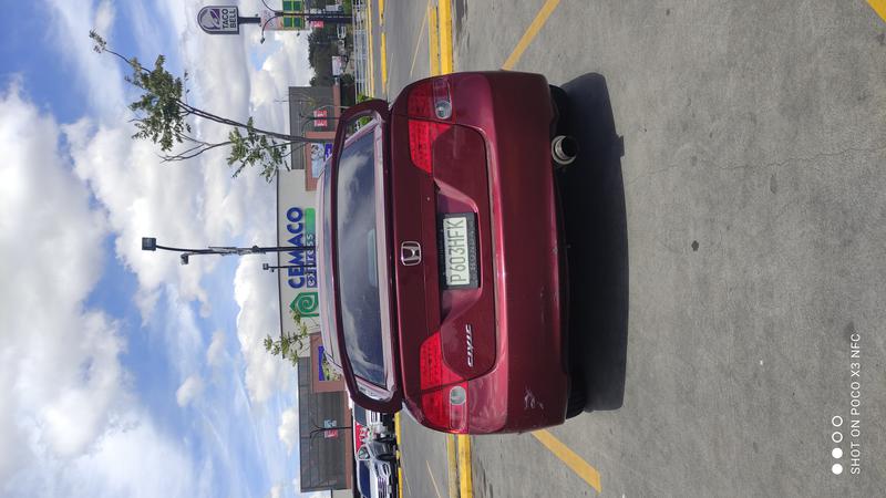 Honda Civic • 2007 • 151,000 km 5