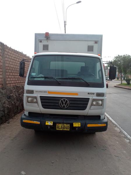 Volkswagen Crafter • 2014 • 26,000 km 3