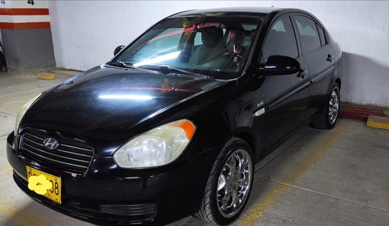 Hyundai Accent • 2009 • 158,000 km 1