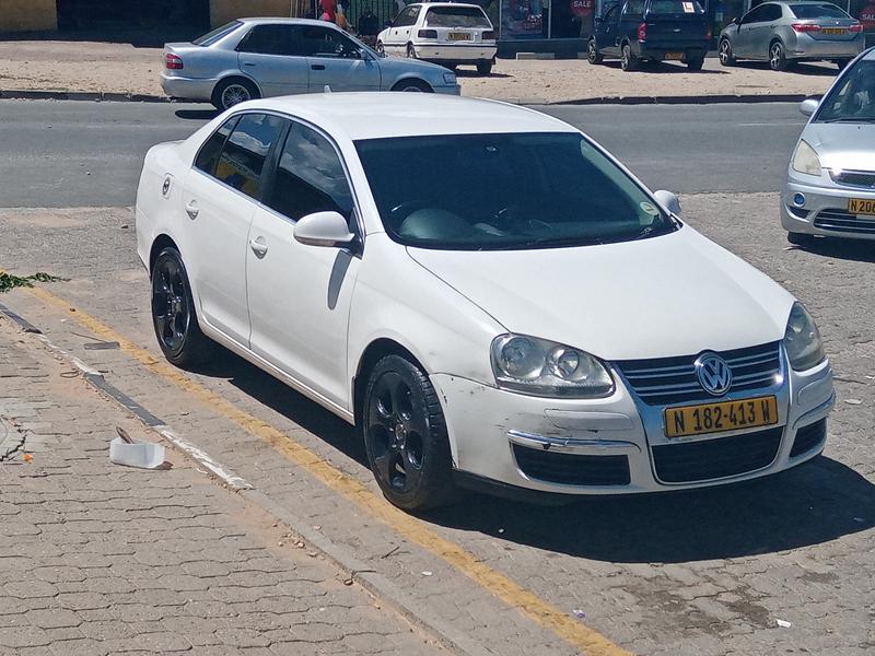 Volkswagen Jetta • 2011 • 113,567 km 4