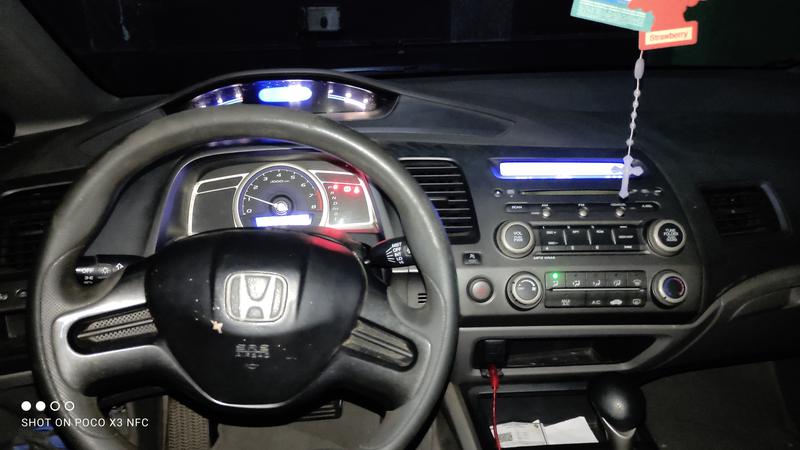 Honda Civic • 2007 • 151,000 km 8