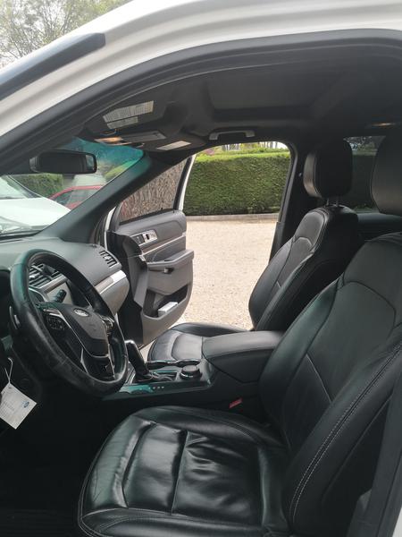 Ford Explorer • 2016 • 44,000 km 11