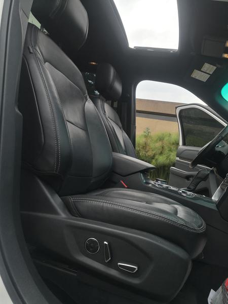 Ford Explorer • 2016 • 44,000 km 6