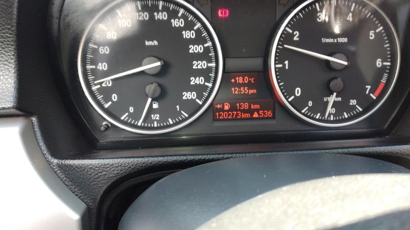 BMW  • 2009 • 122,000 km 7