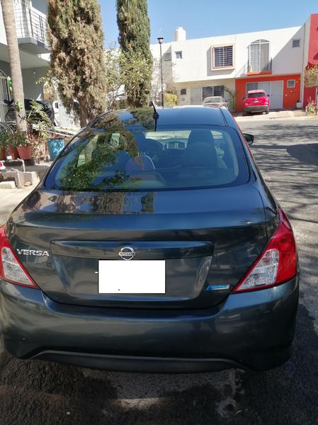 Nissan Versa • 2016 • 70,000 km 3