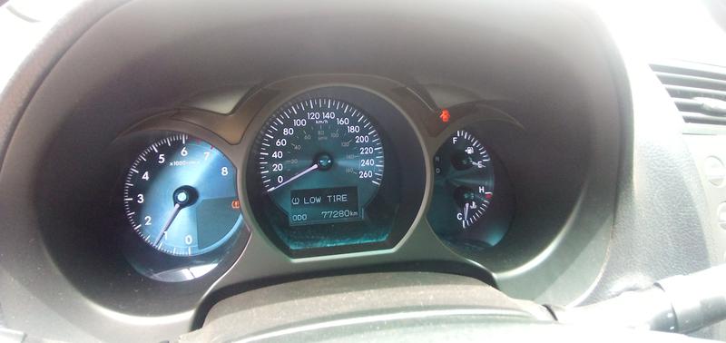 Toyota Corolla • 2013 • 72,000 km 3