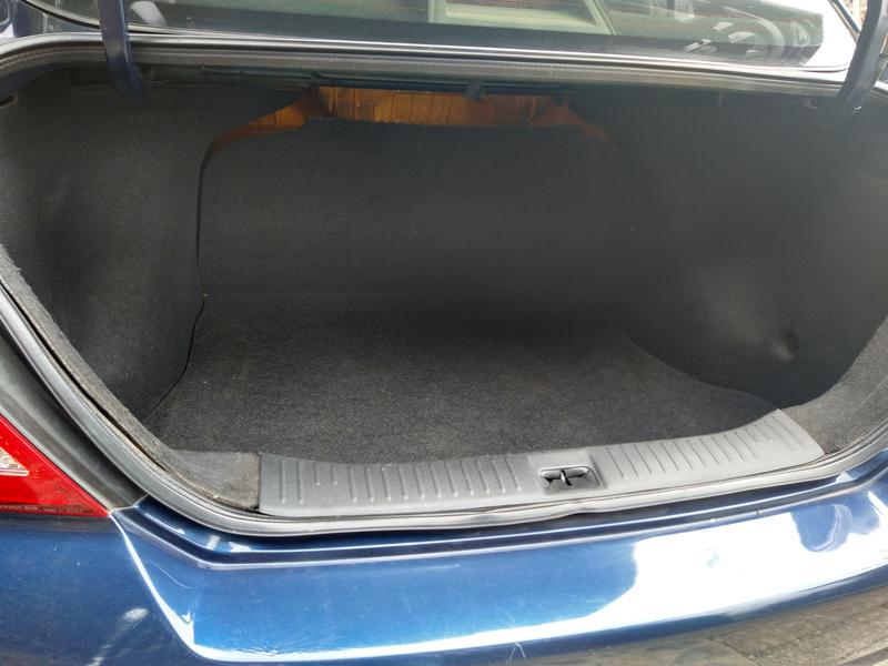 Nissan Tiida • 2008 • 95,000 km 2