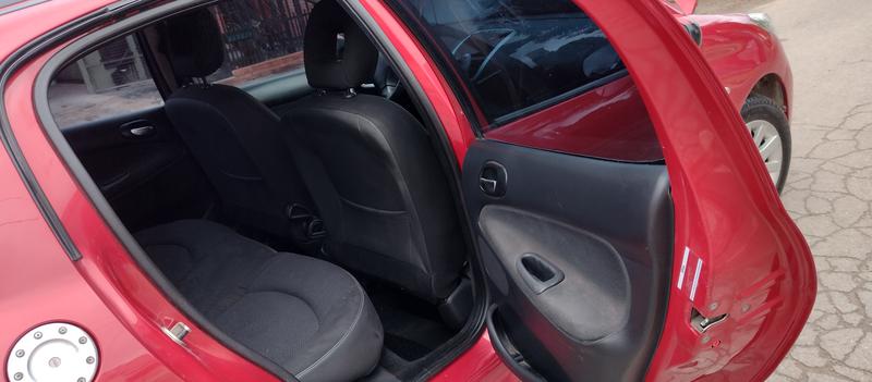 Peugeot 207 • 2011 • 70,900 km 10