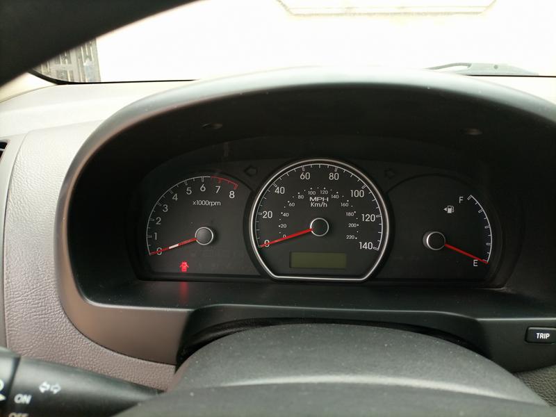 Hyundai Elantra • 2009 • 90,000 km 13