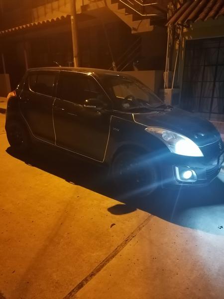 Suzuki Swift • 2015 • 51 km 1