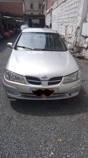 Nissan Almera • 2003 • 220,000 km 3
