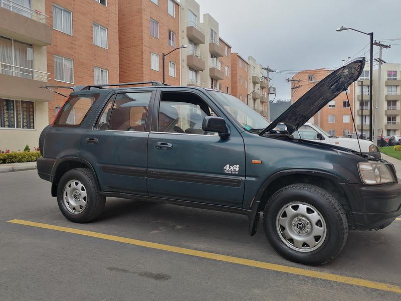 Honda CR-V • 1998 • 3,130,000 km 7