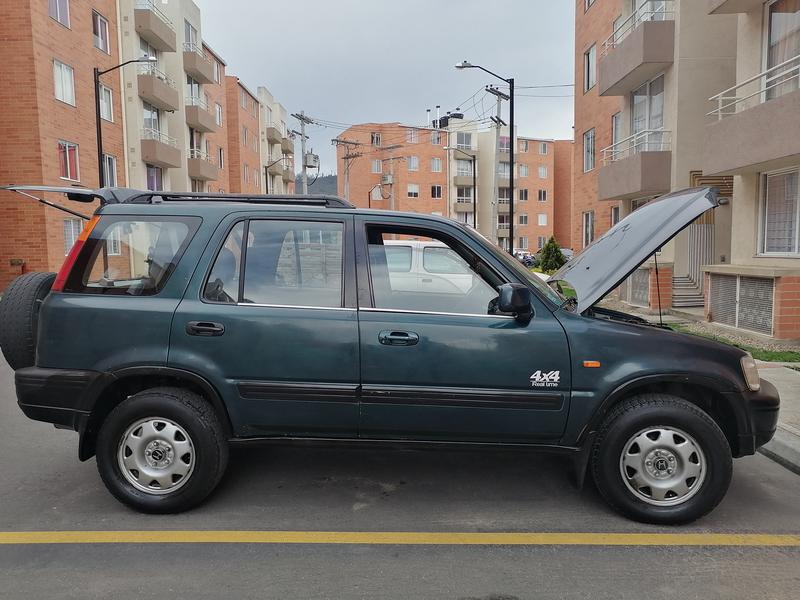 Honda CR-V • 1998 • 3,130,000 km 4