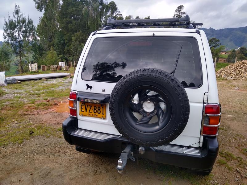 Mitsubishi Pajero • 1997 • 127,000 km 1