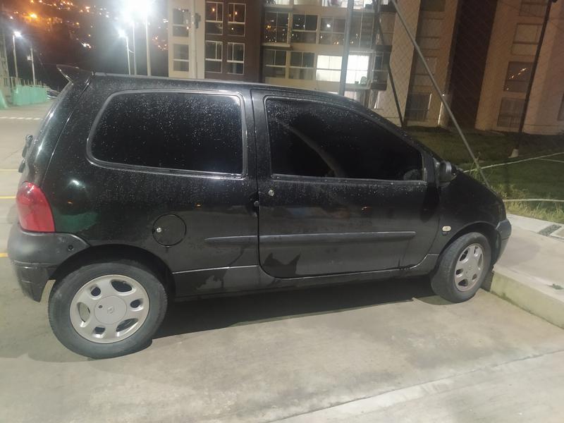 Renault Twingo • 2007 • 163,000 km 4