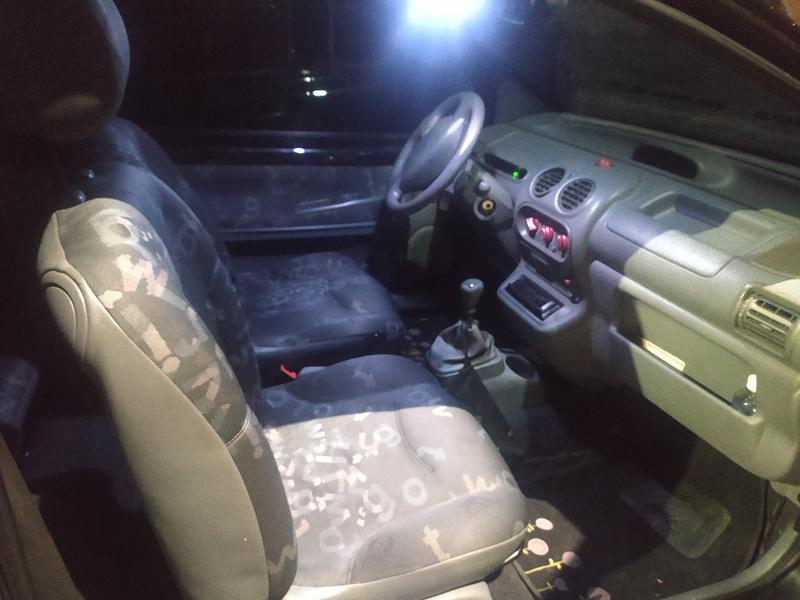 Renault Twingo • 2007 • 163,000 km 2