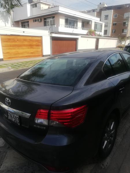Toyota Avensis • 2013 • 85,000 km 6