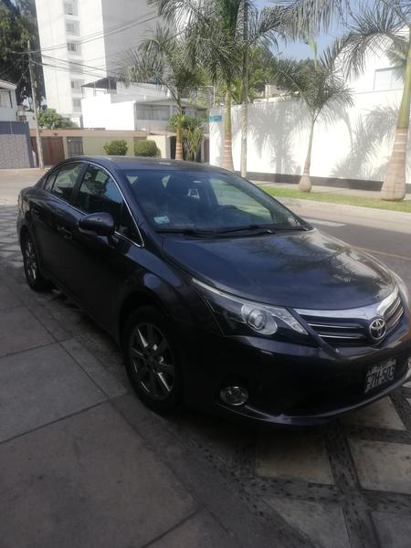 Toyota Avensis • 2013 • 85,000 km 3