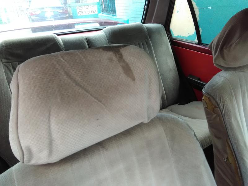 Toyota 86 • 1987 • 100,000 km 2