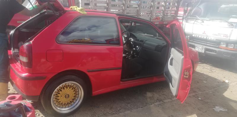 Volkswagen Gol • 2000 • 170,000 km 4